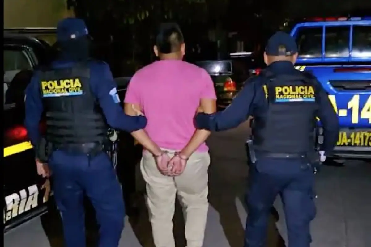 Alias "chino", presunto pandillero capturado por estar vinculado con el abandono de dos cuerpos en la zona 21., PNC