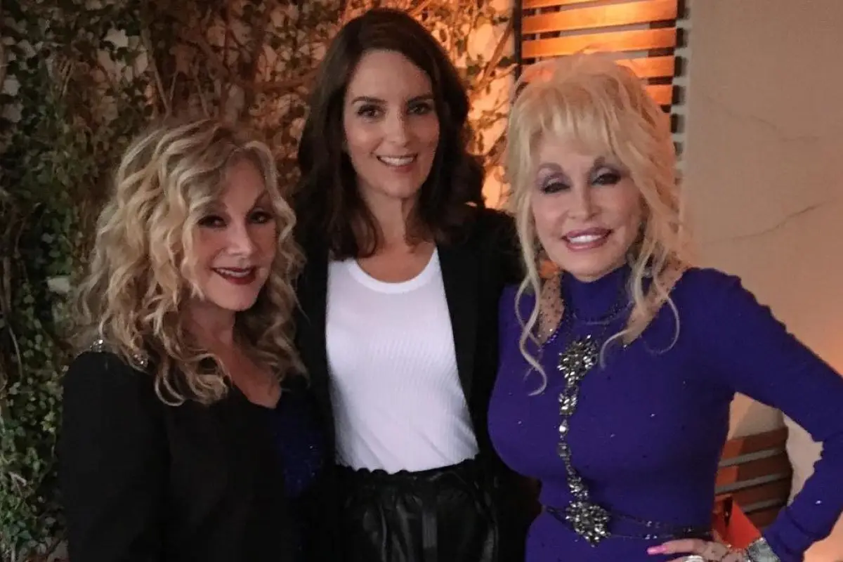 Stella Parton y Dolly Parton, Redes sociales de Stella Parton