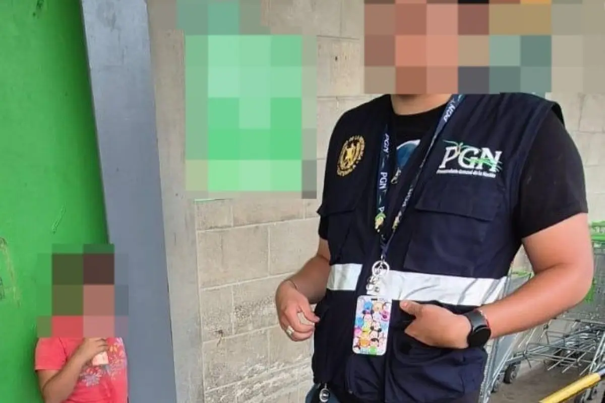 La pequeña fue llevada ante un familiar. , PGN de Guatemala.