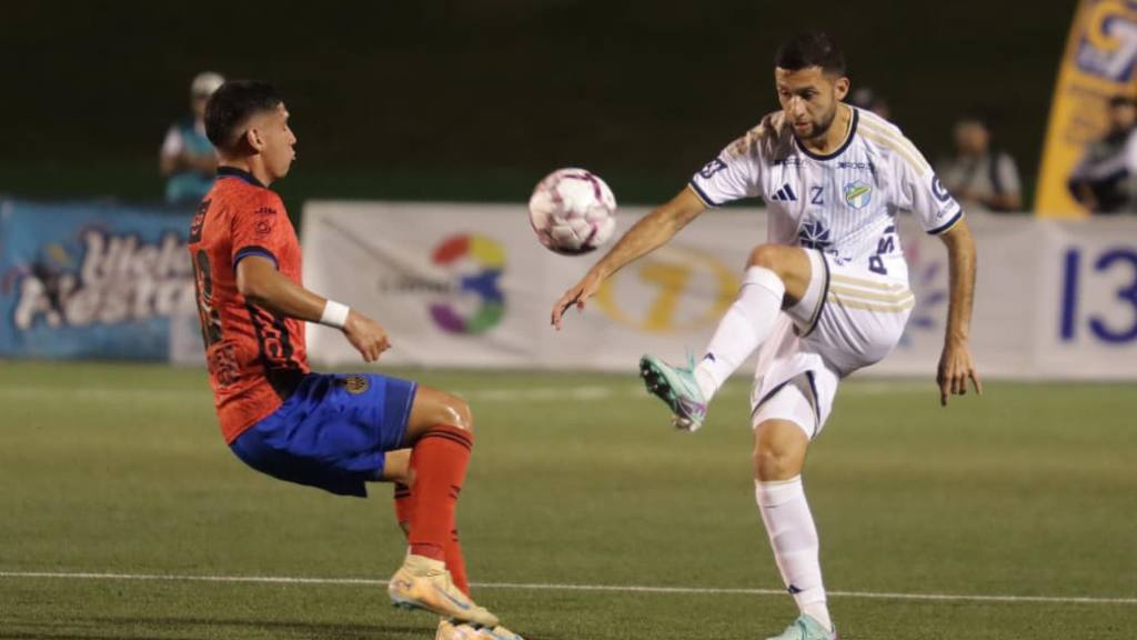 Clásico 338: Comunicaciones vs. Municipal | Alex Meoño