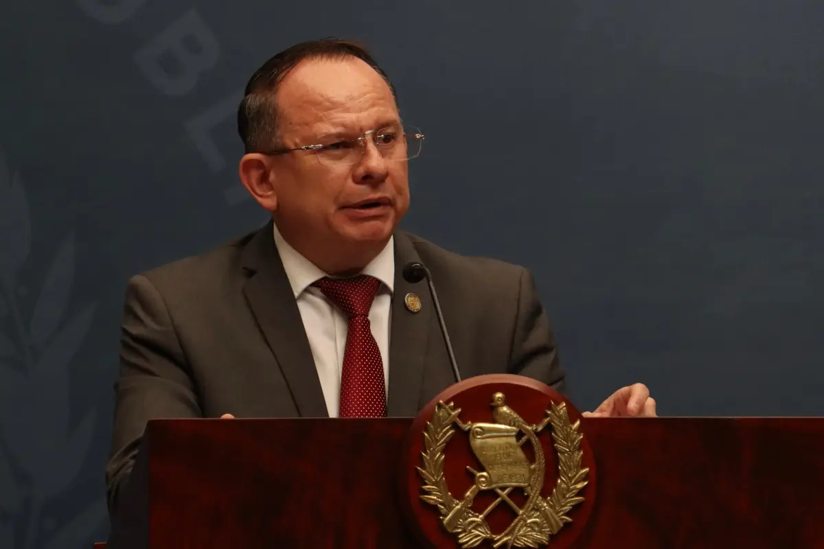 El ministro de Desarrollo, Abelardo Pinto, durante la conferencia de prensa "La Ronda", el miércoles 16 de septiembre de 2026., Omar Solís/Emisoras Unidas