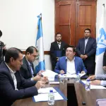 Comisión de Comunicaciones da dictamen favorable a otra iniciativa sobre combustiblest