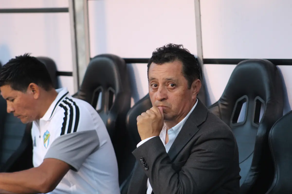 Roberto Montoya, técnico de Comunicaciones - Christoper Chang