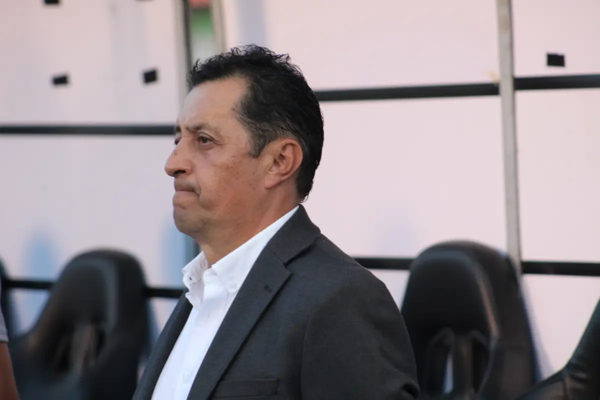 Roberto Montoya, técnico de Comunicaciones - Christoper Chang