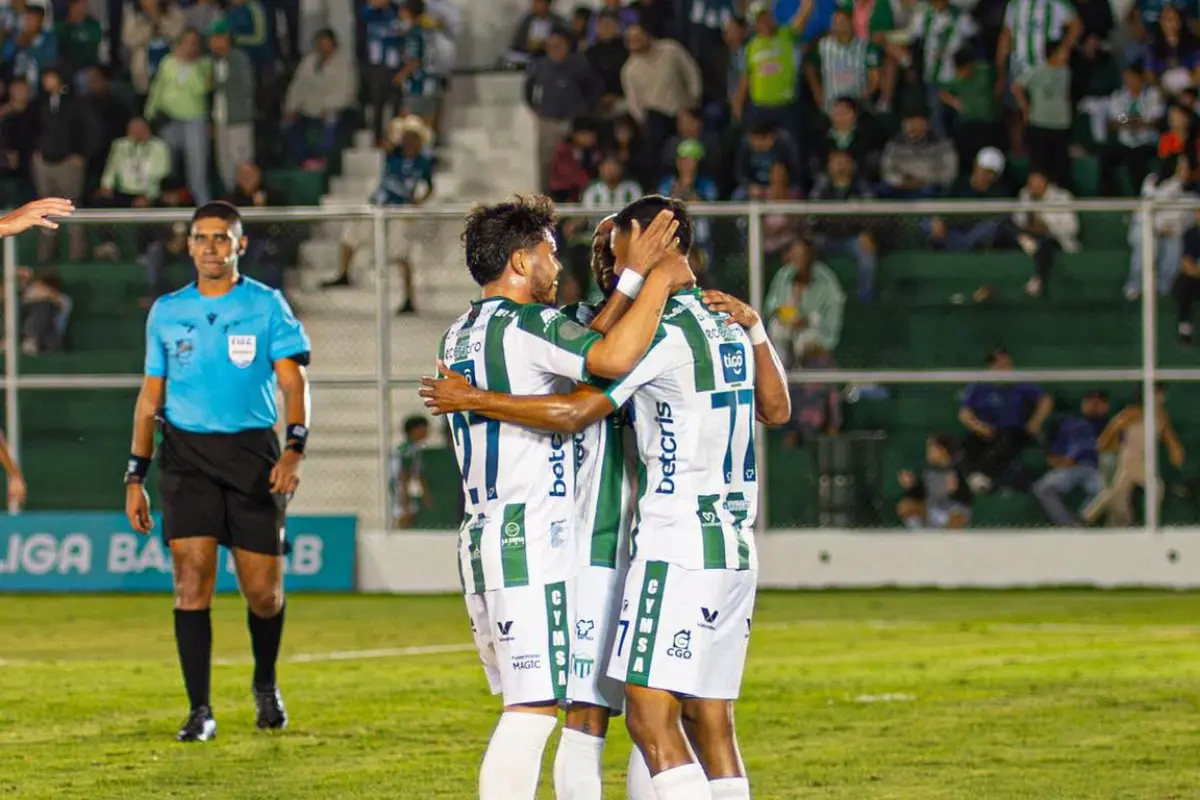 Celebración de Antigua GFC ante Suchitepéquez - Antigua GFC