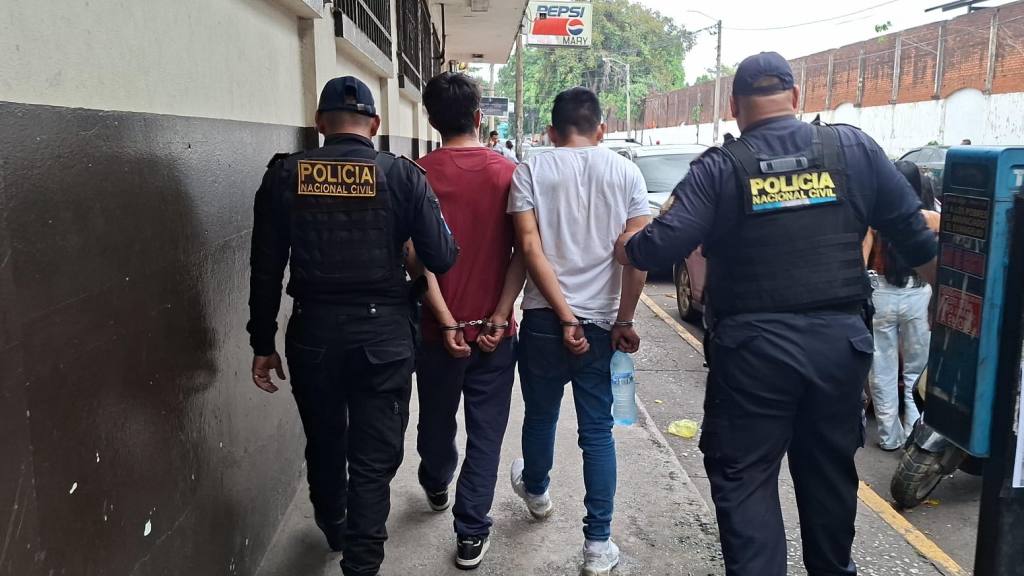 Los detenidos fueron llevados ante la justicia.  | PNC de Guatemala.