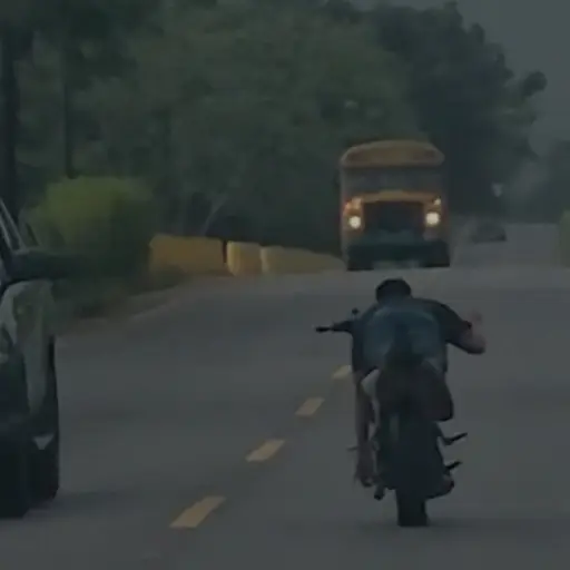El capturado hacía acobacias indebidas en la carretera, según la PNC. ,Captura de pantalla