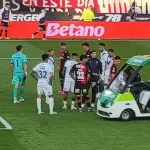 Jugador argentino es operado de urgencia tras choque con su portero - RR.SS.