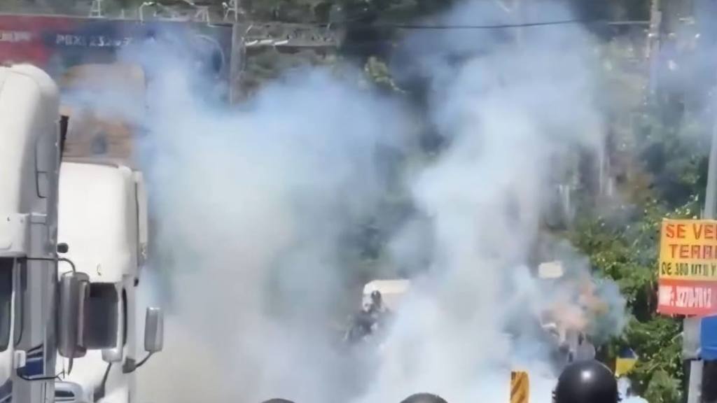 Bomberos reportan 20 heridos en bloqueos, cuatro con arma de fuego | Bomberos Municipales Departamentales