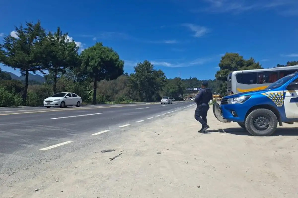 La PNC continúa vigilando varios tramos carreteros durante este fin de semana., PNC de Guatemala