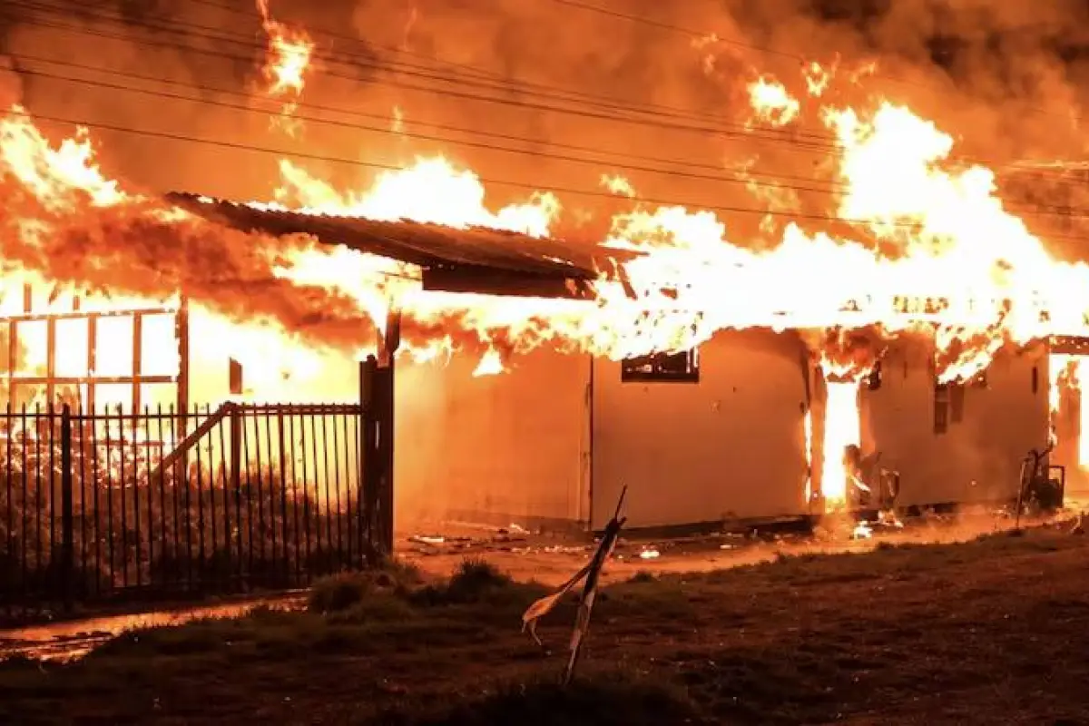 Incendio en hogar de adultos mayores deja al menos 16 muertos en Chile., Redes sociales. 