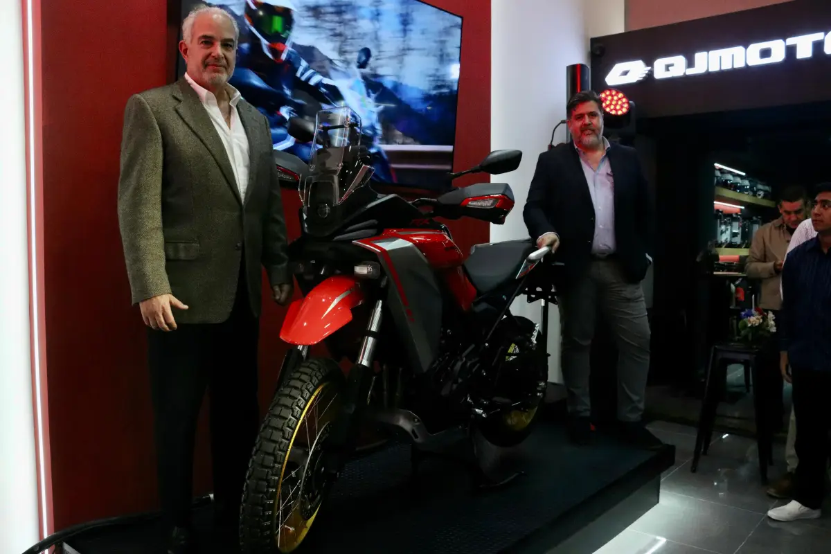 QJMotor llega a Guatemala, Omar Solís