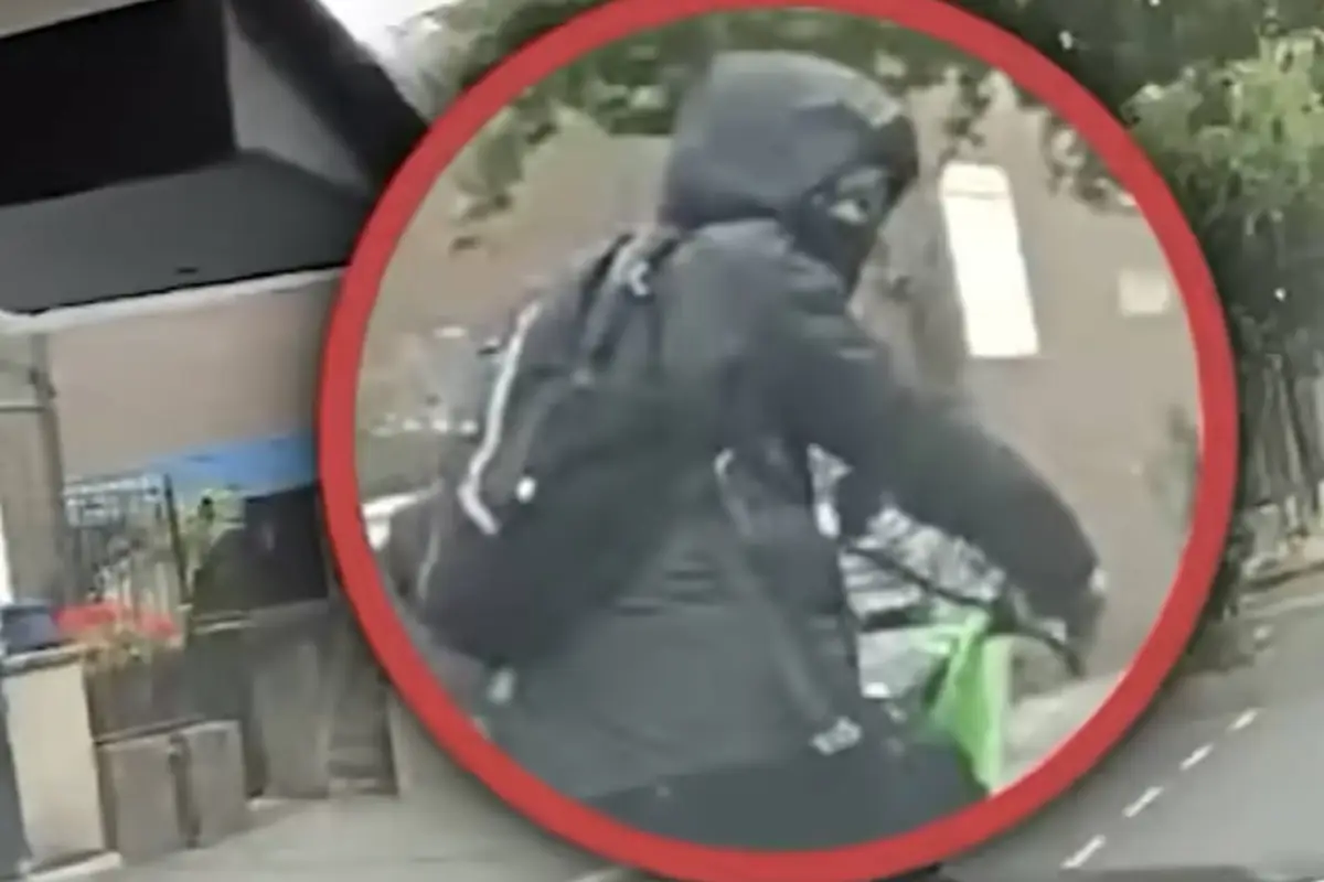 La persecución quedó grabada desde el interior de una patrulla., Redes sociales.