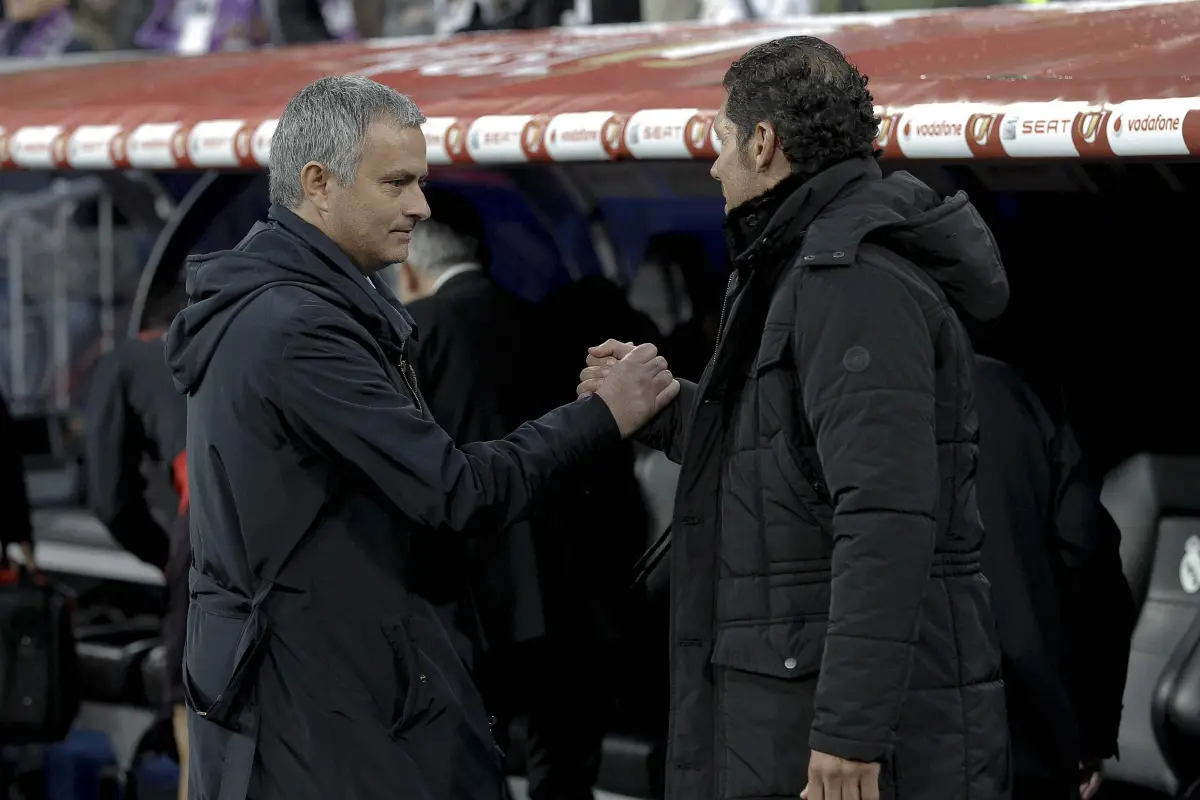 Saludo de José Mourinho y Diego Simeone hace 12 años (2014)