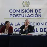 Miquel Cortés, presidente de la Comisión de Postulación para la elección de Contralor General de Cuentas, y otros integrantes de esa instancia durante la sesión del 18 de septiembre de 2026. ,Omar Solís/Emisoras Unidas