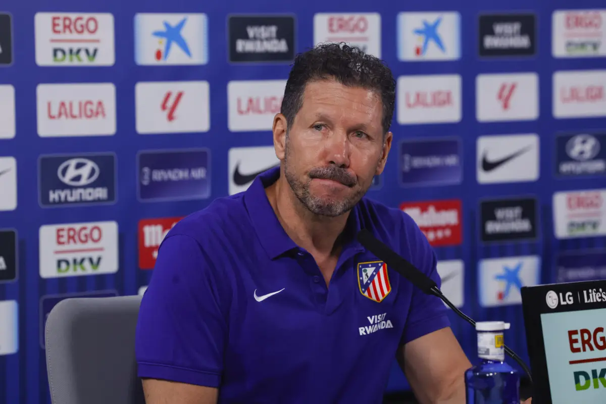 Diego Simeone, técnico del Atlético de Madrid en conferencia de prensa - EFE