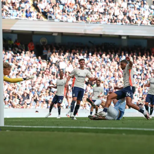 Triunfo del Manchester City ante el Coventry City - EFE