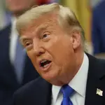 Trump en la Oficina Oval ,EFE