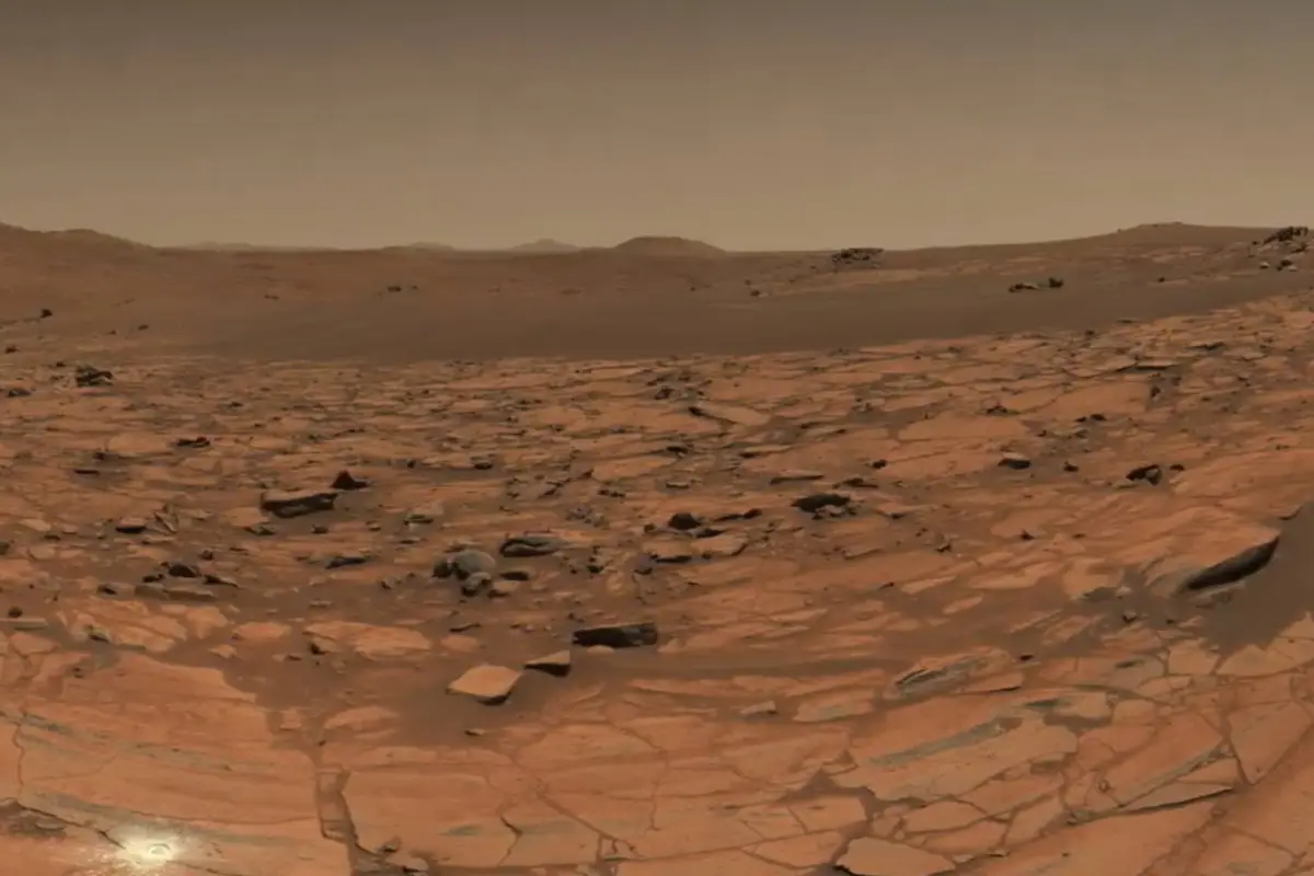 La fotografía resulta especialmente llamativa porque no se trata de una roca con una forma peculiar., Captura de pantalla video de X.