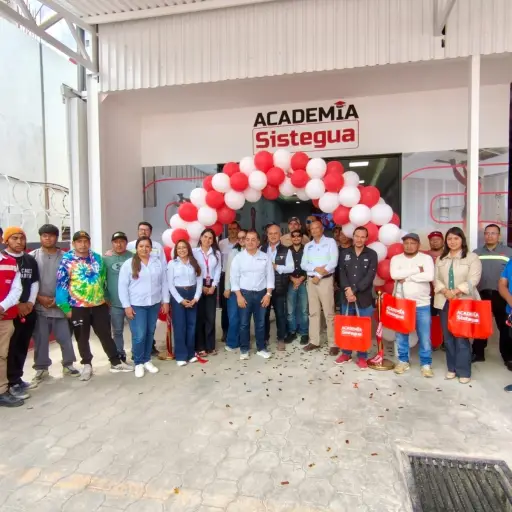 Academia Sistegua en Xela ,Wilber Colloy