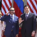 El presidente de Colombia, Abelardo de la Espriella recibe al secretario de Estado de EE. UU., Marco Rubio; ambos al centro. , EFE/ Ricardo Maldonado
