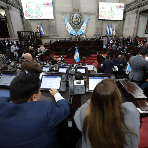 El decreto quedó aprobado con 131 votos a favor en sus dos capítulos. ,Congreso de la República.