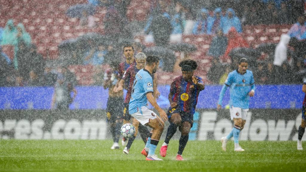 Partido entre Barcelona y Feyenoord por la UEFA Champions League | EFE