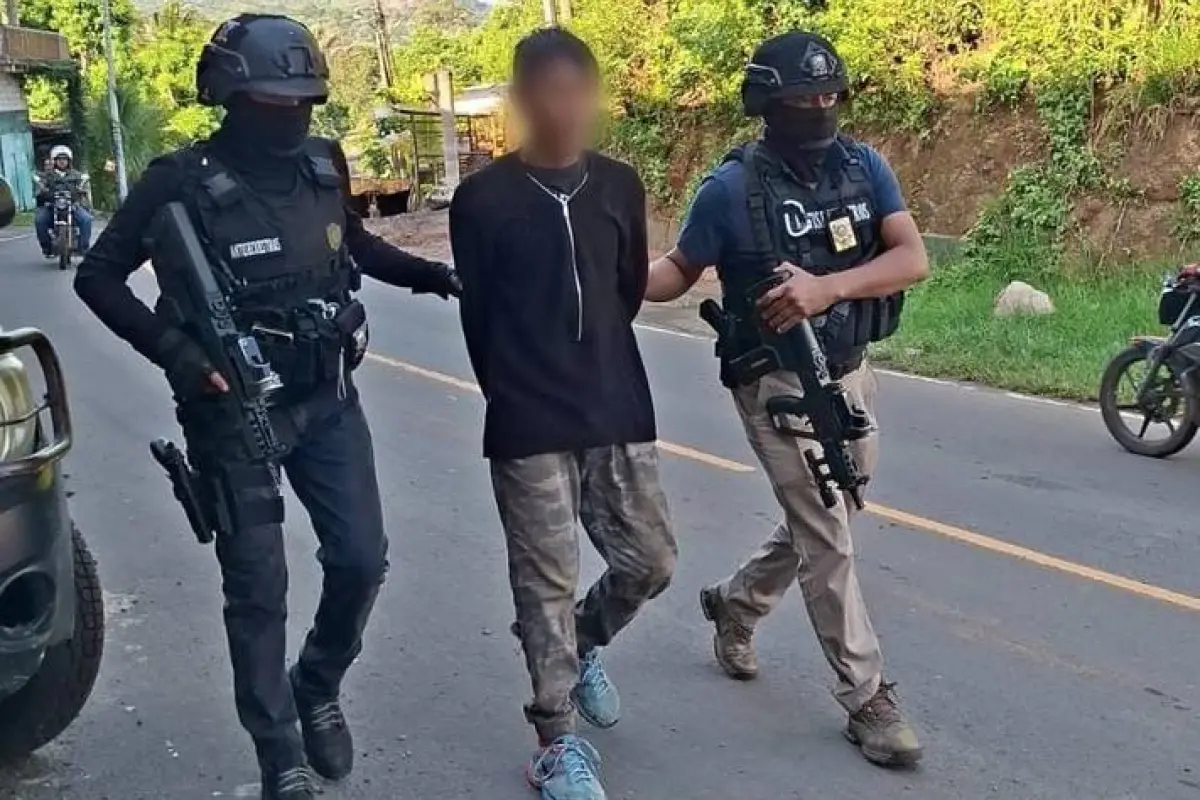 El sospechoso fue ubicado en un sector de Pueblo Nuevo Viñas, Santa Rosa., PNC