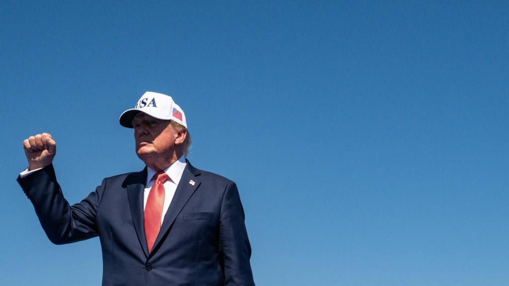 Trump dice que está abierto a negociar un acuerdo de paz con Irán