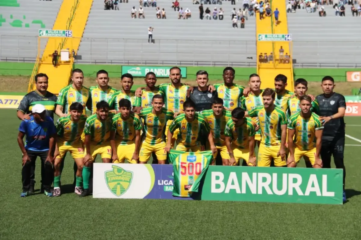 Xinabajul en la Liga Nacional durante su última etapa antes de ser desafiliado