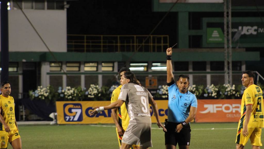Apertura 2026: Comunicaciones vs. Marquense  | Christoper Chang 