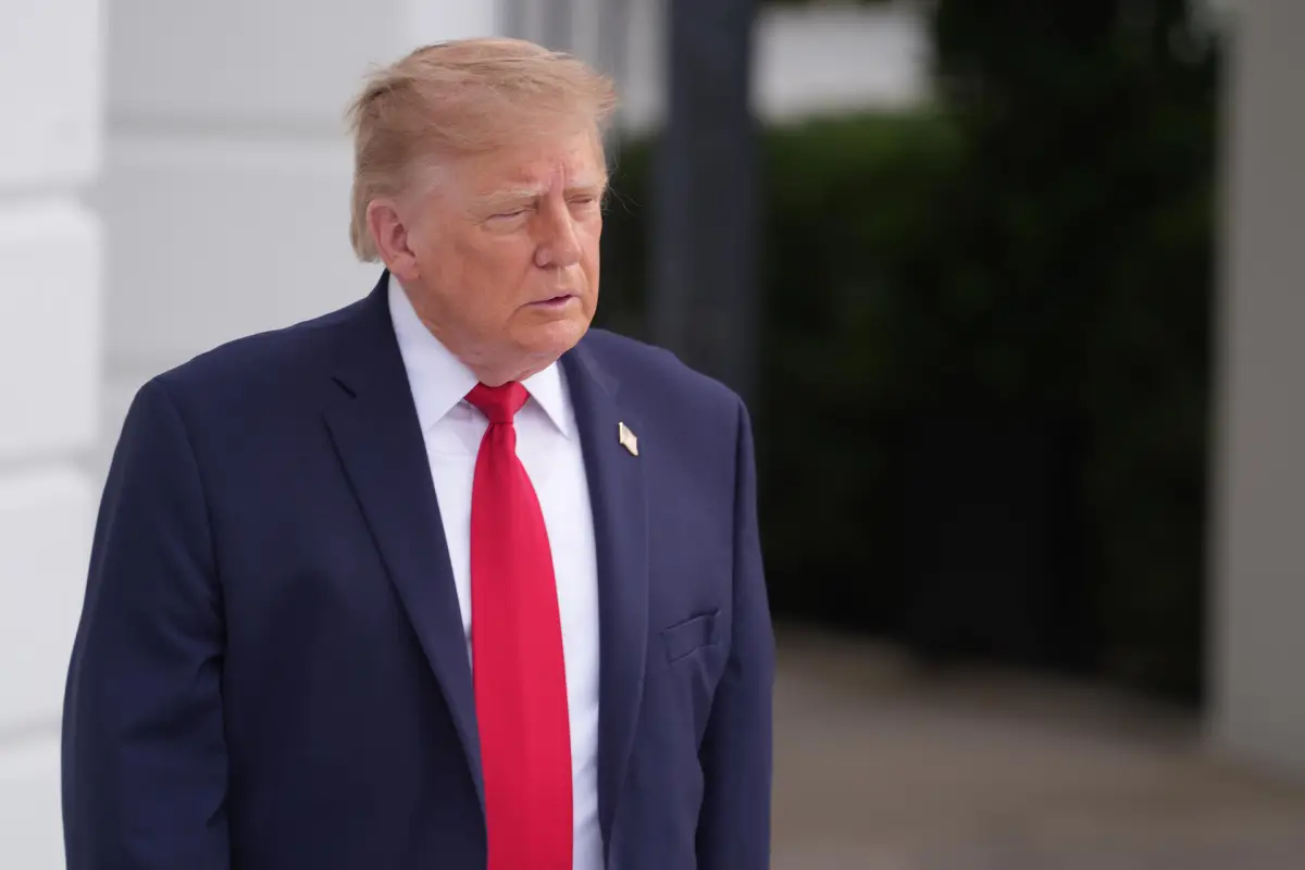 El presidente de Estados Unidos, Donald Trump, habla desde la Casa Blanca este sábado en Washington (EE, UU