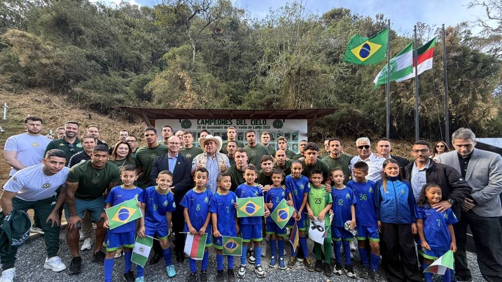 Chapecoense homenajeó a las víctimas del accidente aéreo de 2016