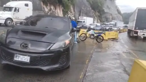 El accidente del km. 10 de ruta al Atlántico solo dejó daños materiales.  ,Captura de pantalla.