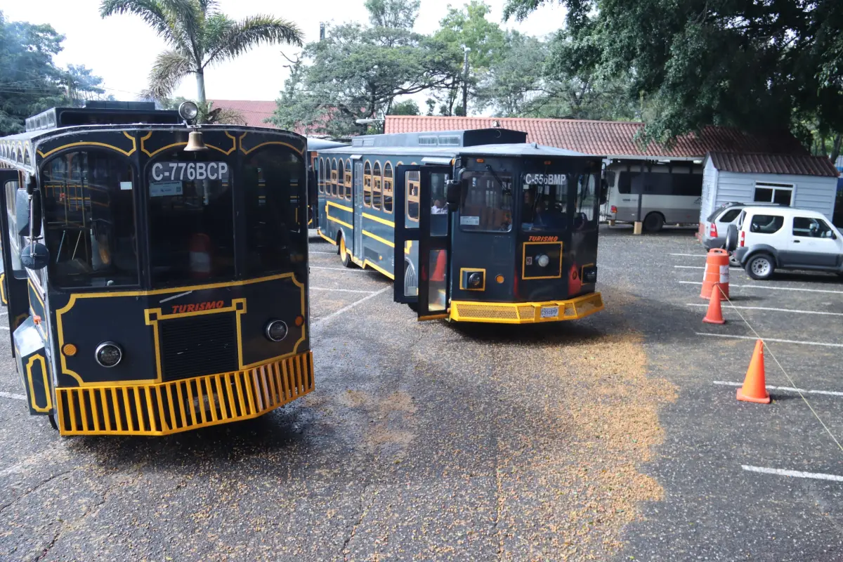 Recorre la Ciudad de Guatemala con Inguat., Alex Meoño. 