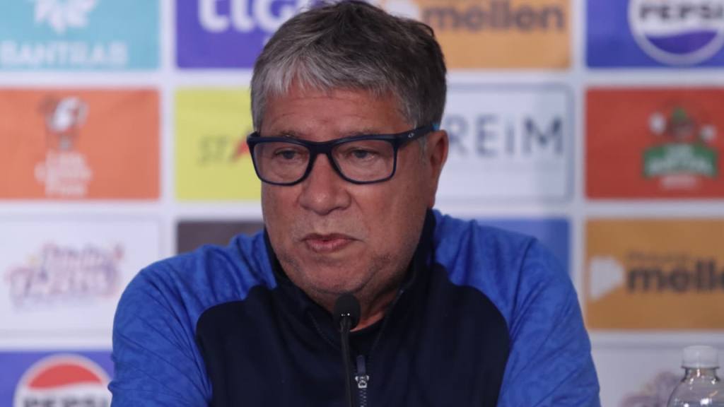 Conferencia de prensa de Hernán Darío Gómez | Alex Meoño