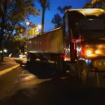 Cabezal obstruye conexión del Periférico hacia calzada Rooseveltt