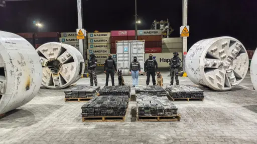 Droga decomisada en Ecuador en contenedor con destino a Guatemala. ,Policía de Ecuador