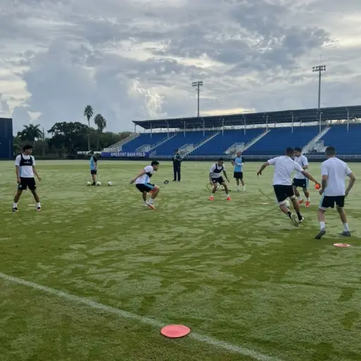 Entreno de la Selección de Guatemala en la ciudad de Miami - FFG