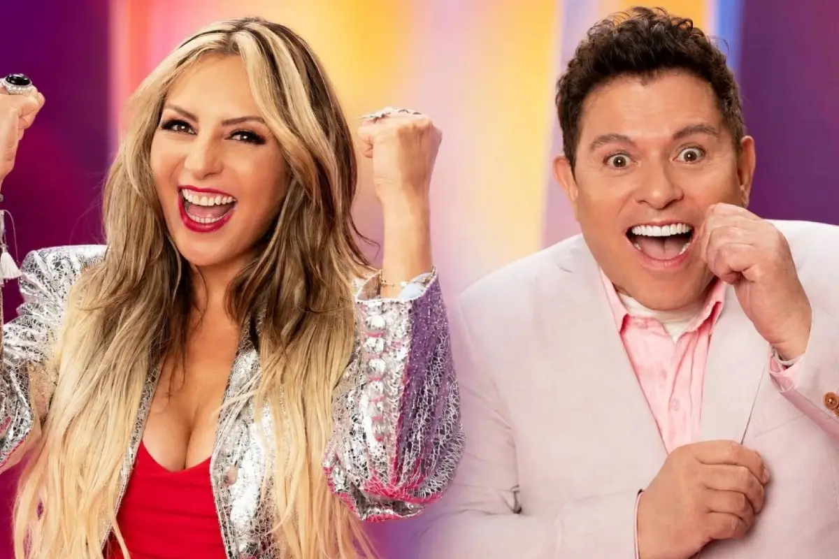 Mariana Ochoa y Ernesto Laguardia, Redes sociales