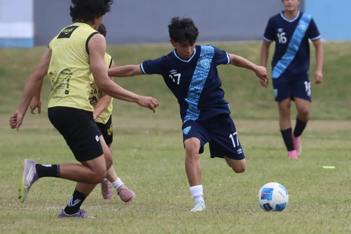 Entrenamiento de la Sub-15 de Guatemala 