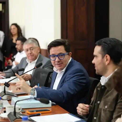 La Comisión de Finanzas Públicas y Moneda, presidida por el diputado Julio Héctor Estrada ,Foto Congreso