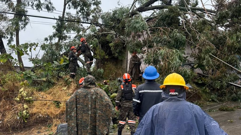 Piden llamar al 119 en caso de más emergencias por las lluvias | Conred