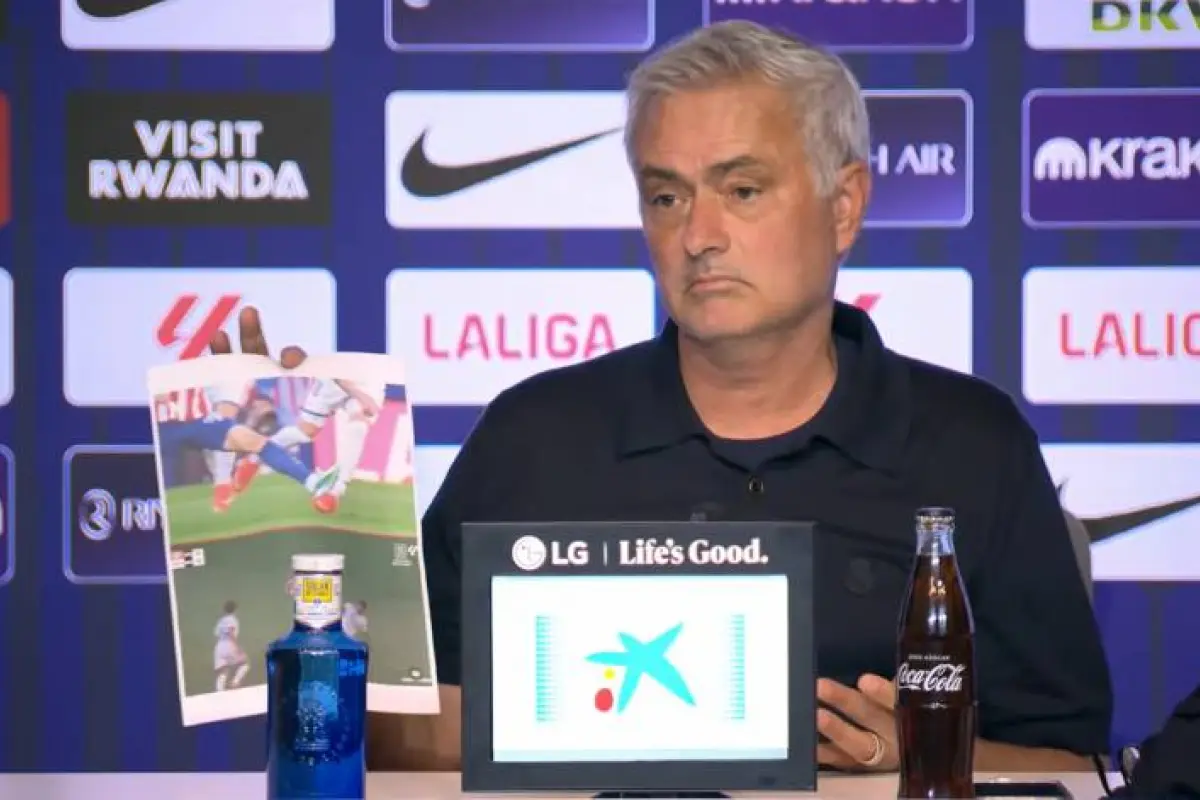 Mourinho explota en conferencia de prensa tras el Derbi - Captura de pantalla