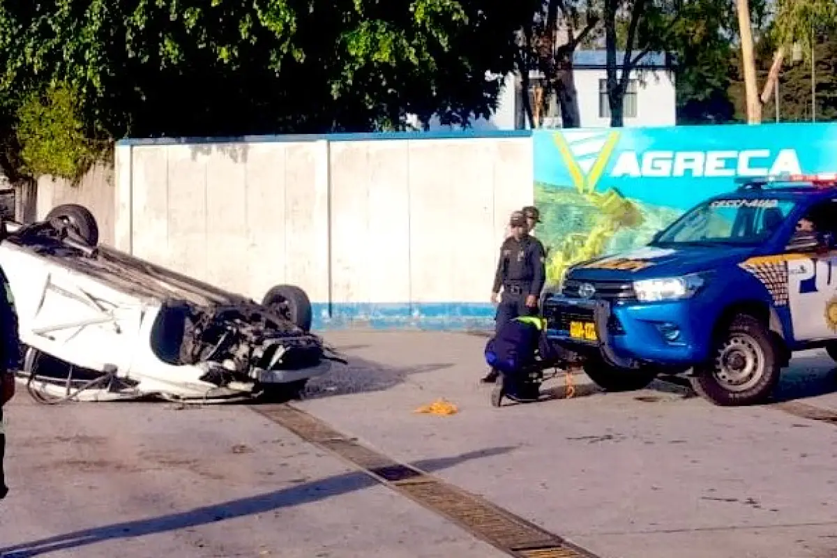 El percance no dejó personas heridas, solo daños en el vehiculo., Amílcar Montejo.