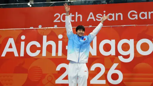 ¡Espectacular! La atleta china de 13 años que sorprende en natación