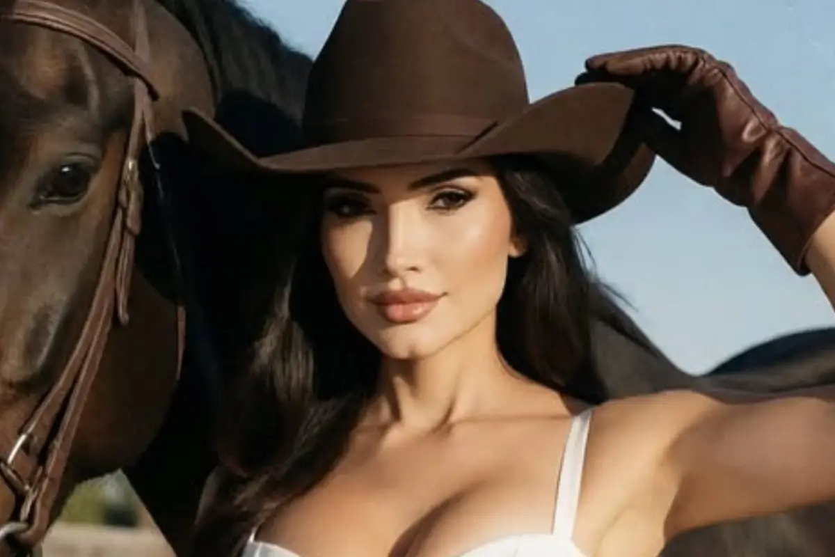 Massiel Carrillo, Massiel Carrillo