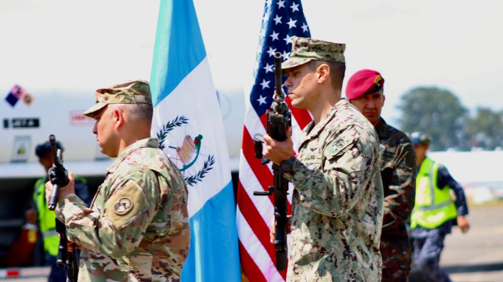 Guatemala recibe armas adquiridas en EE.UU. | Omar Solís/EU