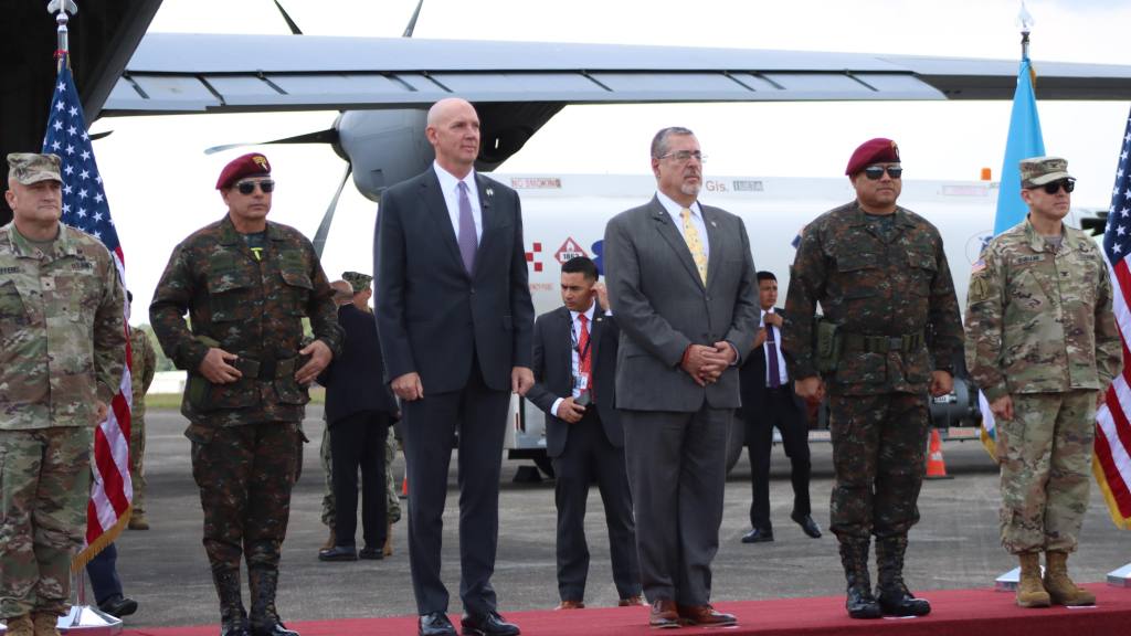 Guatemala recibe armas adquiridas en EE.UU. | Omar Solís/EU
