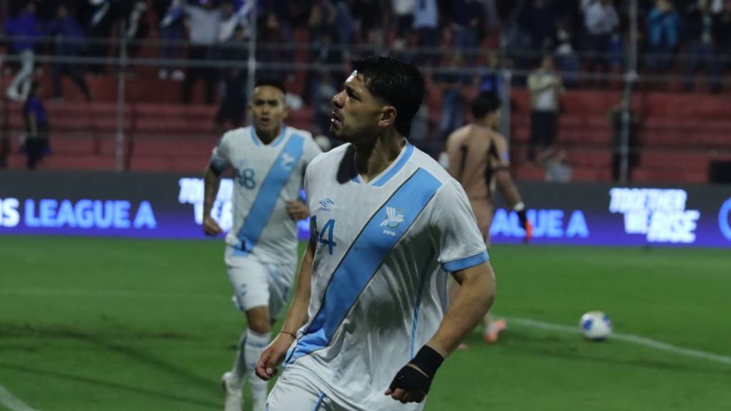 Celebración de Darwin Lom ante El Salvador | Alex Meoño